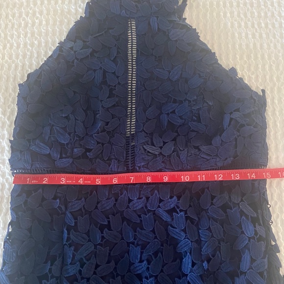 Bardot Halter Lace Dress- sz 8/M - Picture 5 of 7